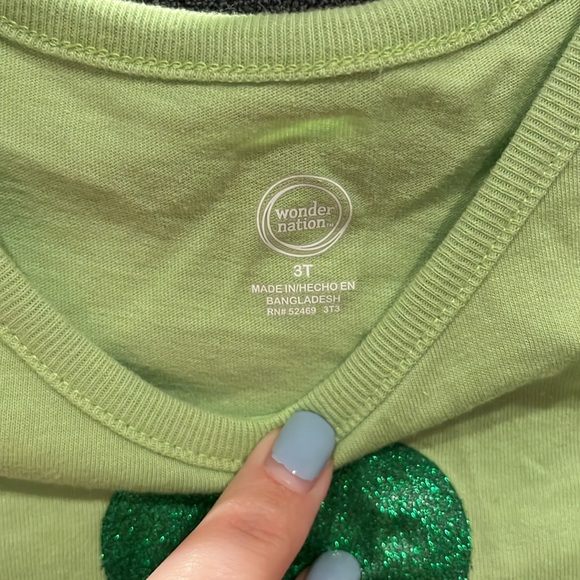 St. Patrick’s Day 4 leaf clover dress size 3T - Picture 2 of 7